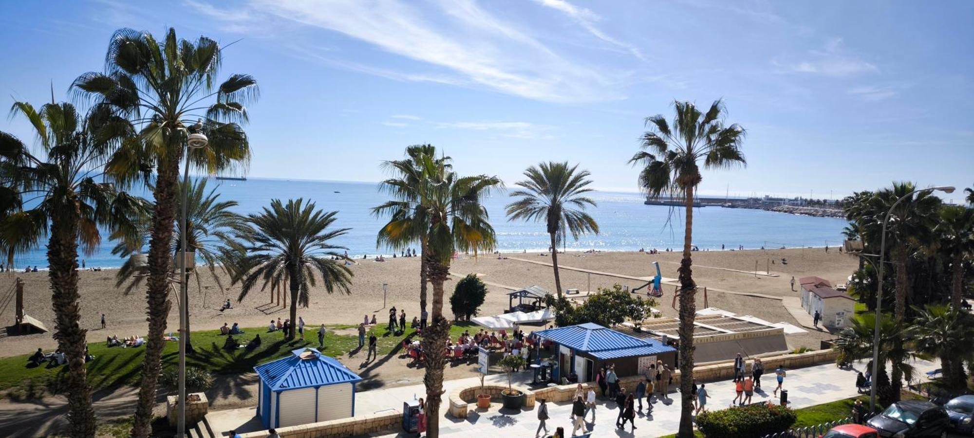 Vistas Al Mar - Frente A La Playa Malagueta 6 Personas Apartment Malaga Exterior photo